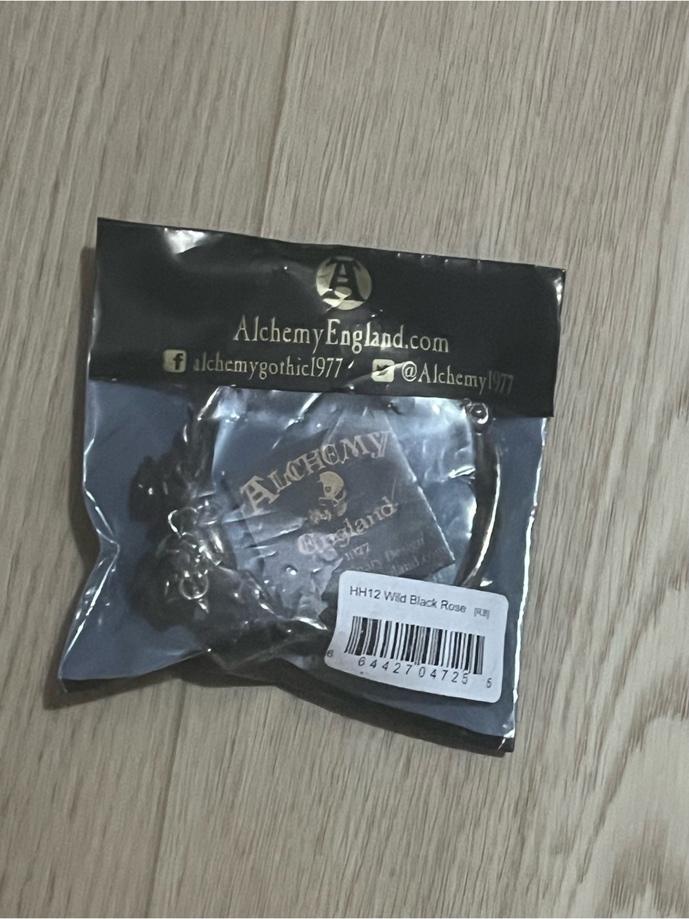 Alchemy England 1977 Wild Black Rose Pewter Bracelet, size M/L (BNWT) - Picture 4 of 5